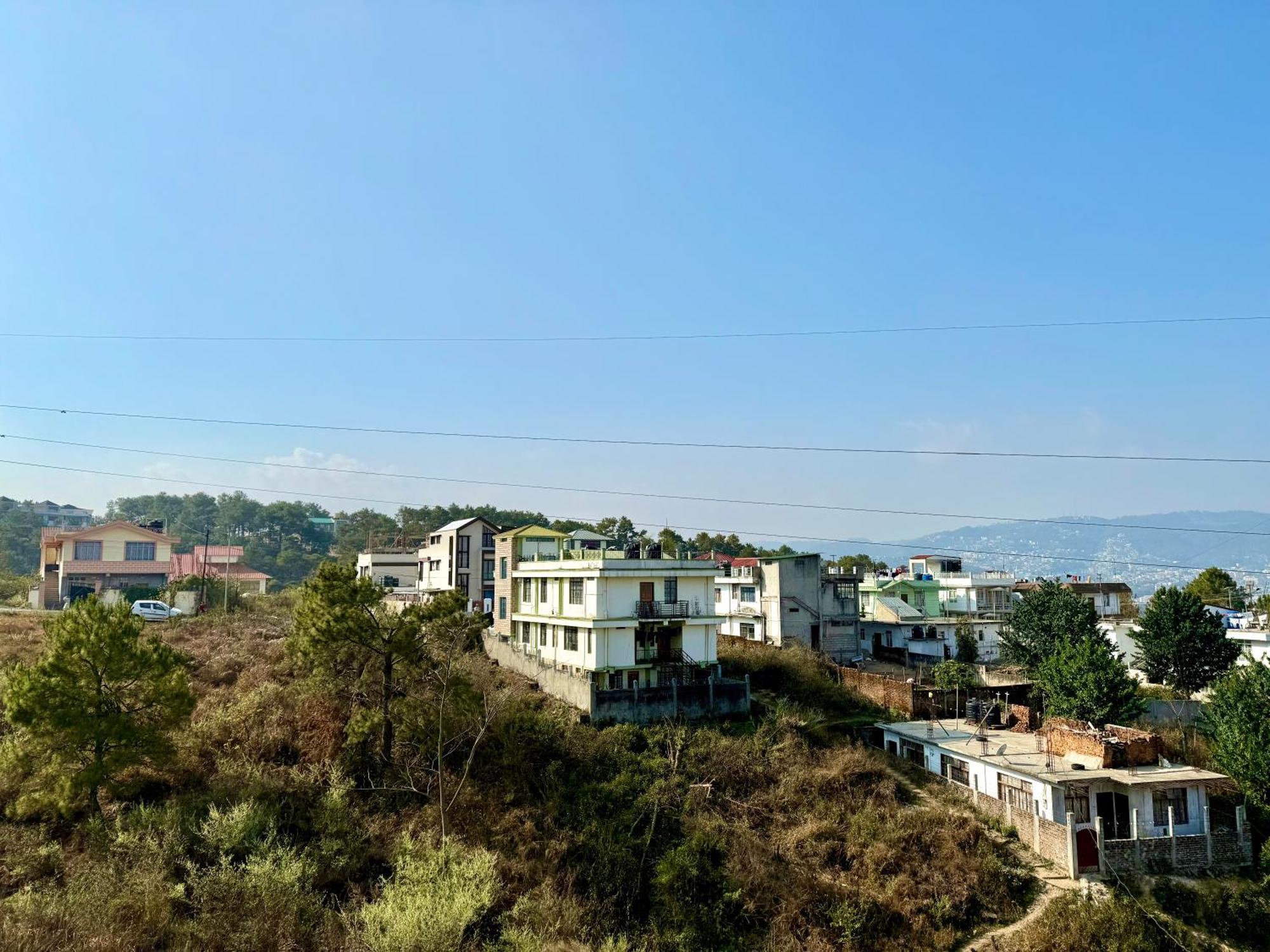 Yepplo Holiday Home - Complimentary Breakfast - 24 Hrs Caretaker & Power Backup Shillong Exterior photo