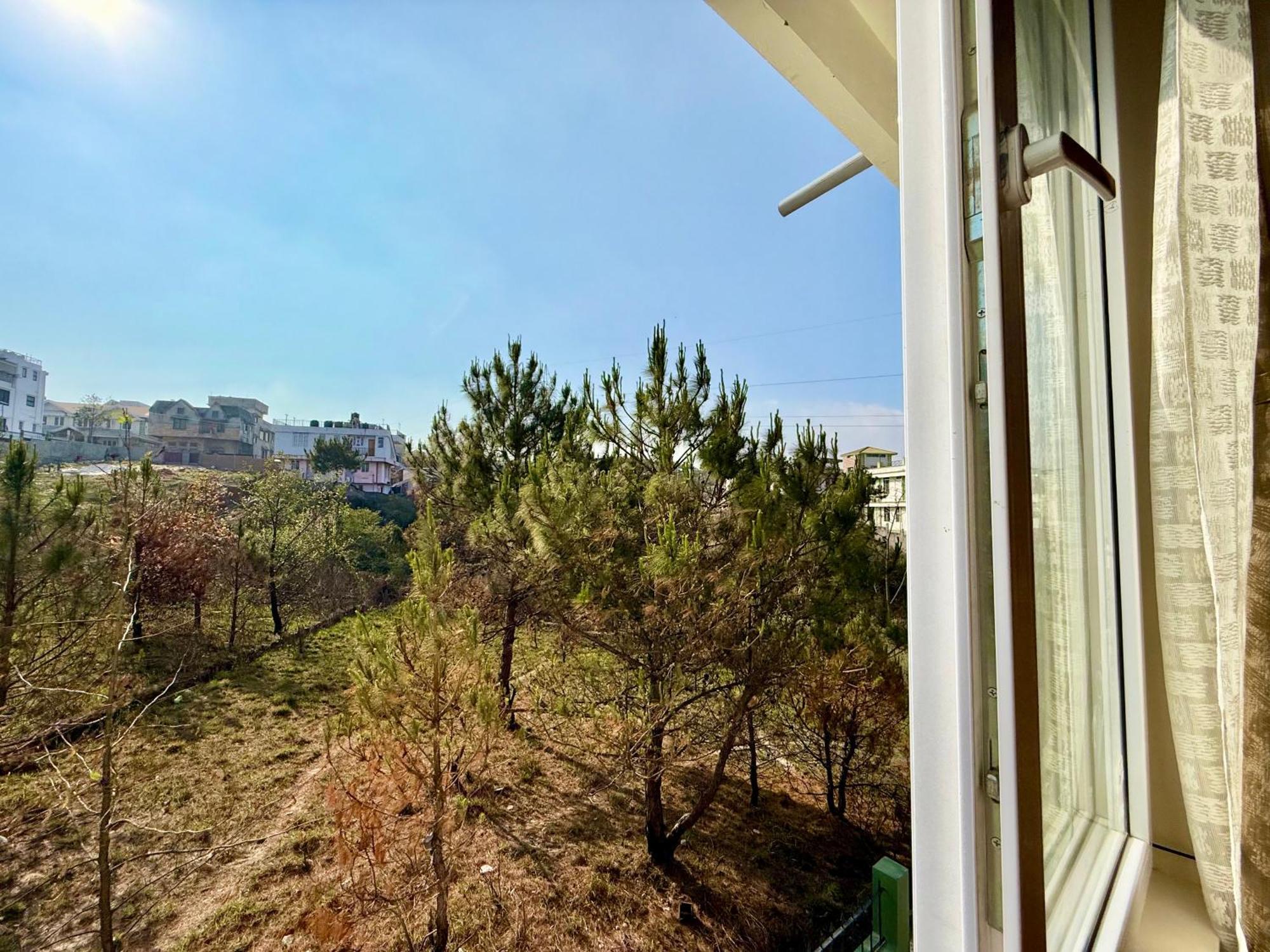 Yepplo Holiday Home - Complimentary Breakfast - 24 Hrs Caretaker & Power Backup Shillong Exterior photo