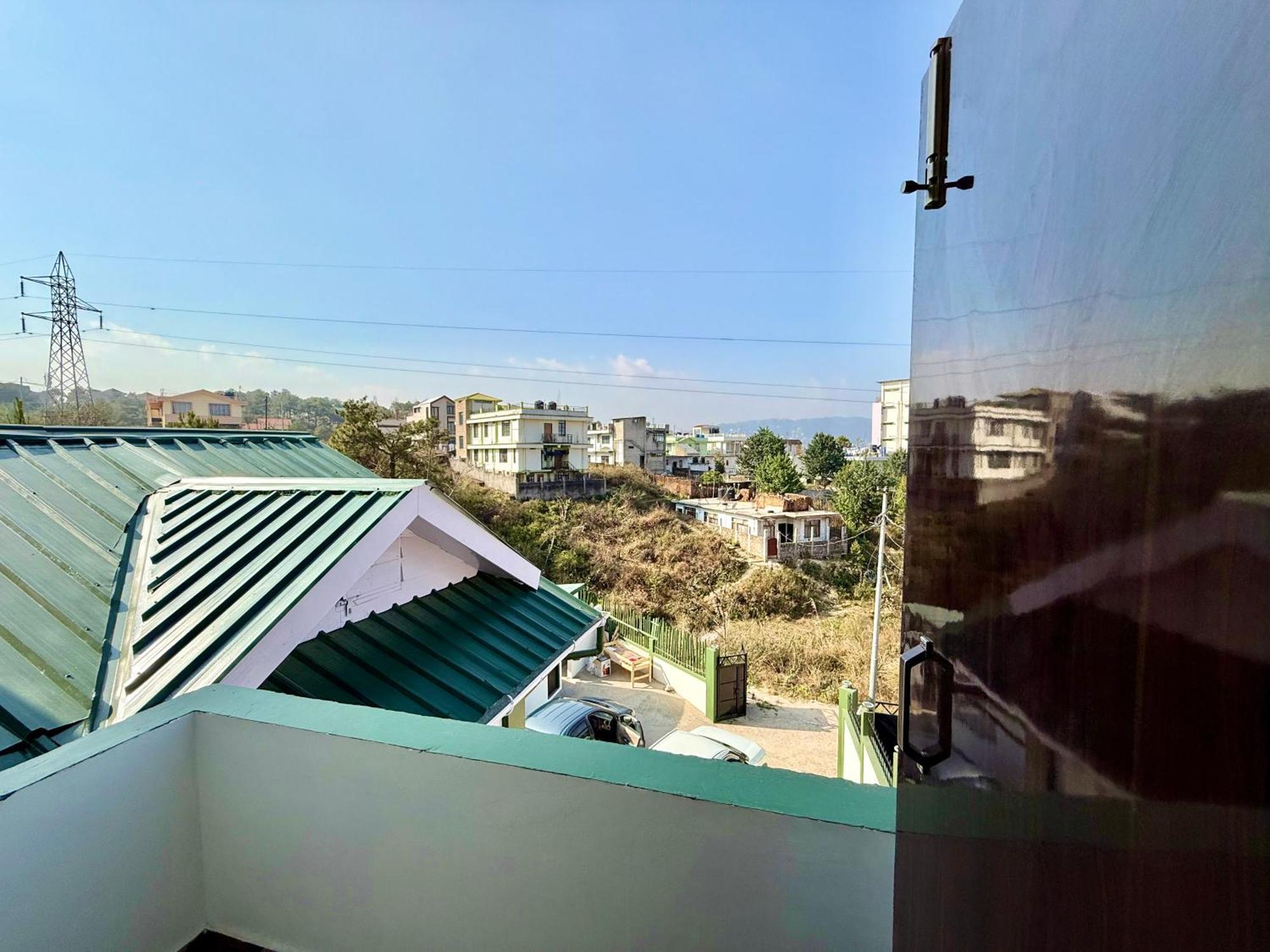 Yepplo Holiday Home - Complimentary Breakfast - 24 Hrs Caretaker & Power Backup Shillong Exterior photo